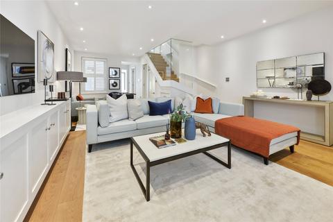 10 Kersley Street, London, SW11 4PT