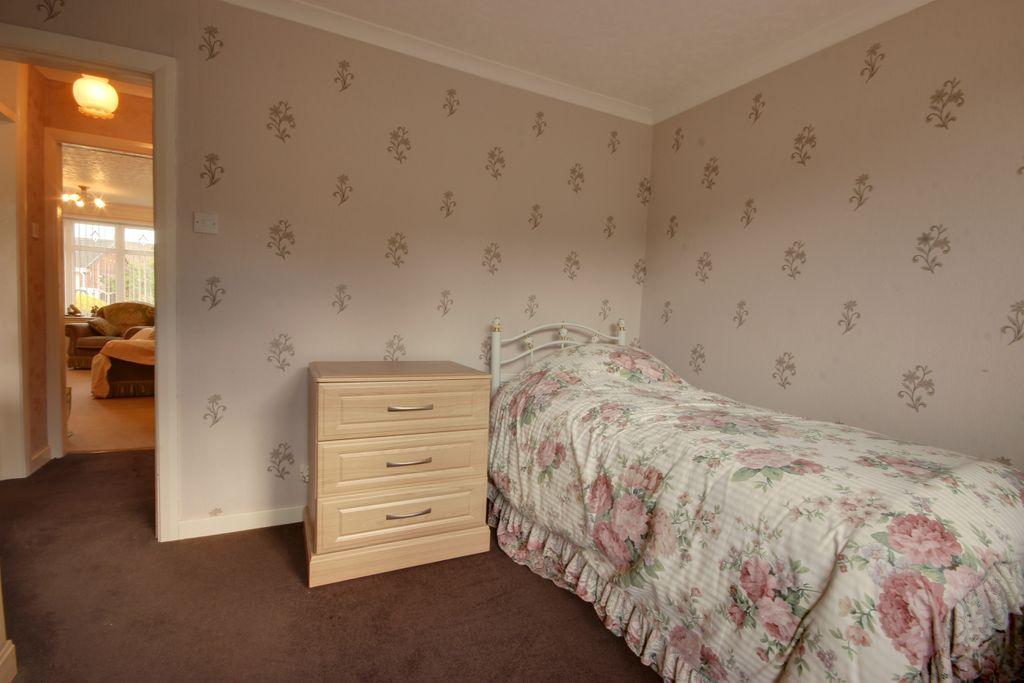 Bedroom 2 (Double)