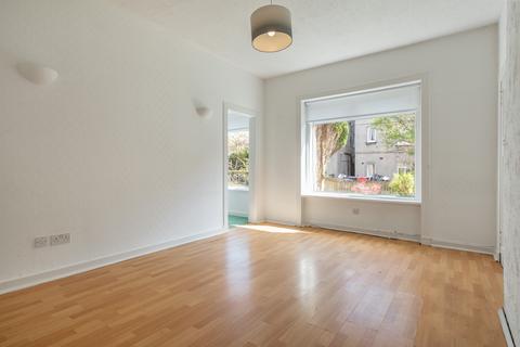 3 bedroom flat for sale - Penrith Drive, Flat 0/1, Kelvindale, Glasgow, G12 0DJ