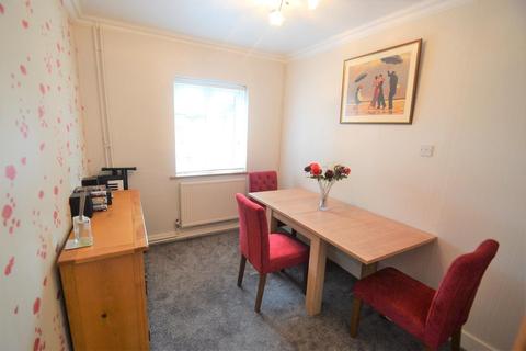 30 Lichfield Road, Hounslow, TW4 6HS