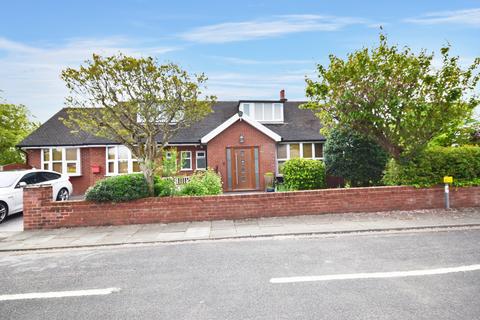 4 bedroom bungalow for sale - Thornton Avenue, Lytham St. Annes, Lancashire, FY8