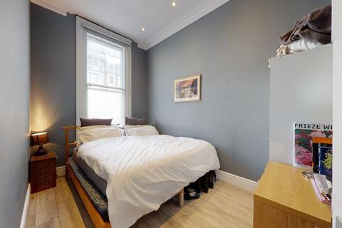 2 bedroom ground floor flat to rent - Elsham Road
