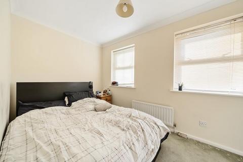 2 bedroom end of terrace house to rent, Columbine Gardens,  East Oxford,  OX4