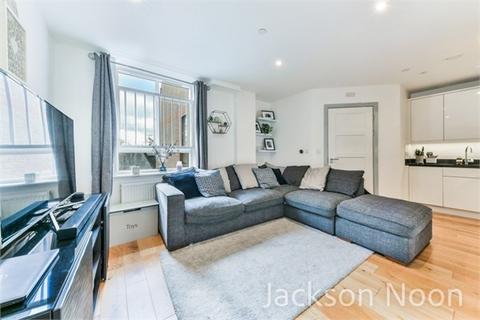1 bedroom flat for sale - South Street, Epsom, KT18