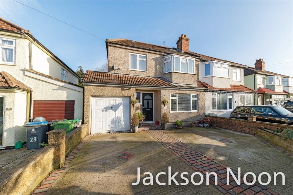 Selbourne Avenue, Tolworth, KT6 4 bed semidetached house £650,000