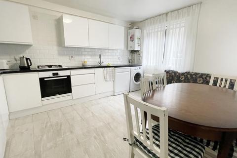 4 bedroom flat to rent - Laburnum Street, Shorditch, E2