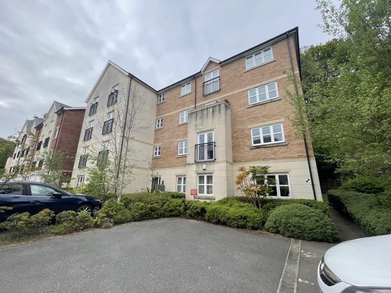 Montgomery Avenue, Far Headingley, LS16 5RW 2 bed apartment £950 pcm (£219 pw)