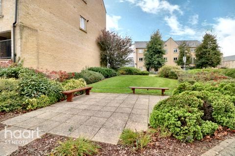 43 Skipper Way, Little Paxton, St Neots, PE19 6LT