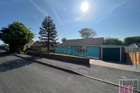 4 bedroom detached bungalow for sale, St Margarets at Cliffe, Dover, Kent CT15 6BD