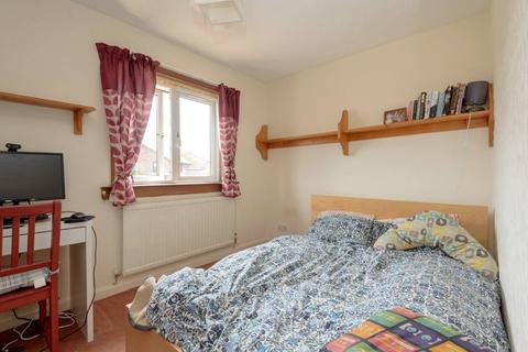 19 Corbieshot, Edinburgh, EH15 3RY