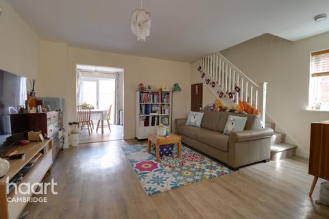 6 Wheatsheaf Way, Waterbeach, Cambridge, CB25 9GG