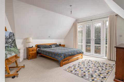 2 bedroom apartment for sale, Forest Road, Effingham Junction, Leatherhead, KT24