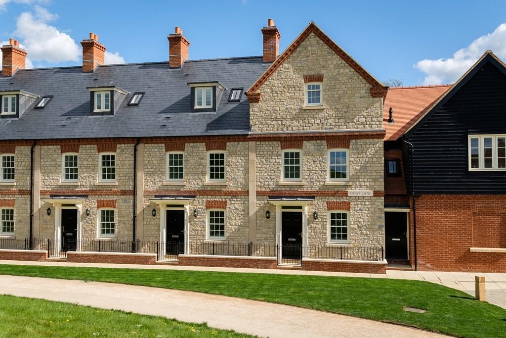 Moat Lane, Towcester 4 bed townhouse £479,950