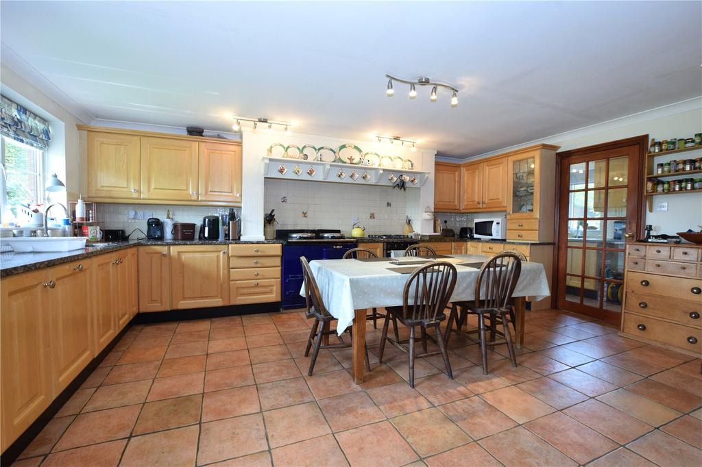 Hillcommon, Taunton, Somerset, TA4 5 bed detached house - £600,000