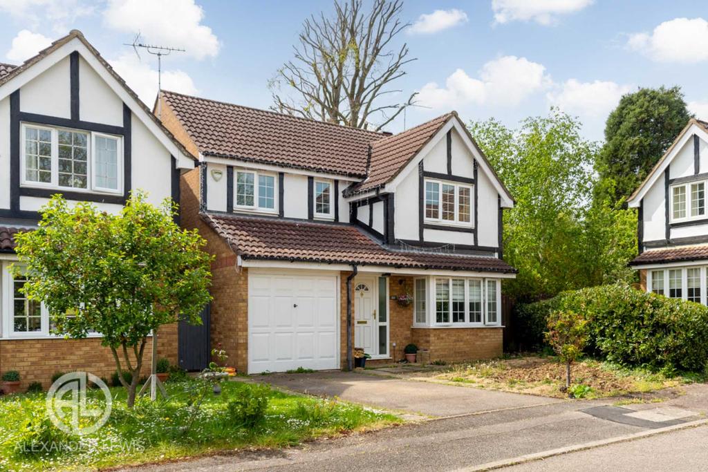 Kristiansand Way, Letchworth Garden... 4 bed detached house £565,000