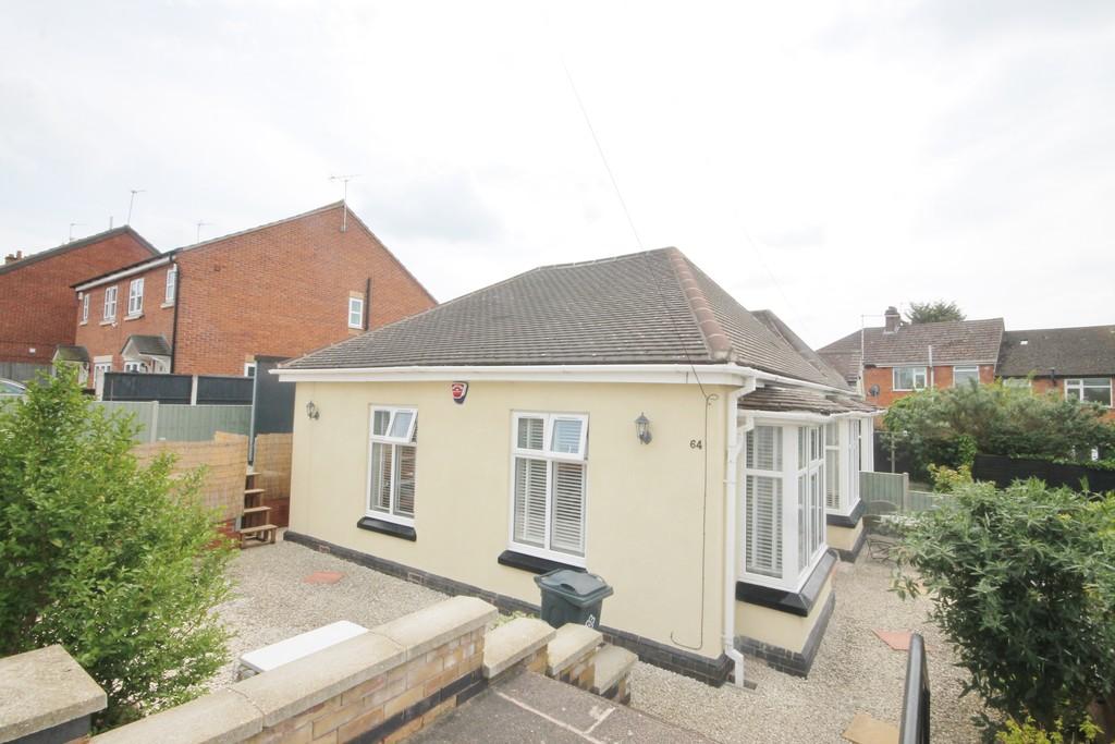Lorraine Road, Leicester 2 bed semidetached house £875 pcm (£202 pw)