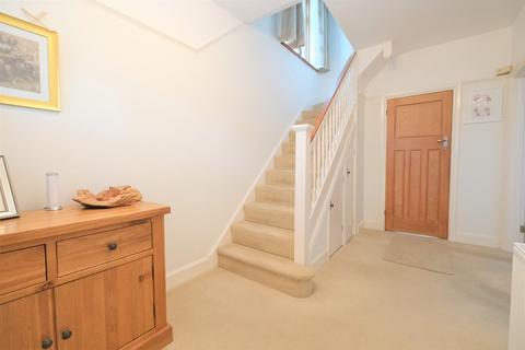 102 Lancing Road, Orpington, BR6 0QX