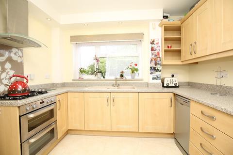 4 Rawn View, Atherstone, CV9 1QH