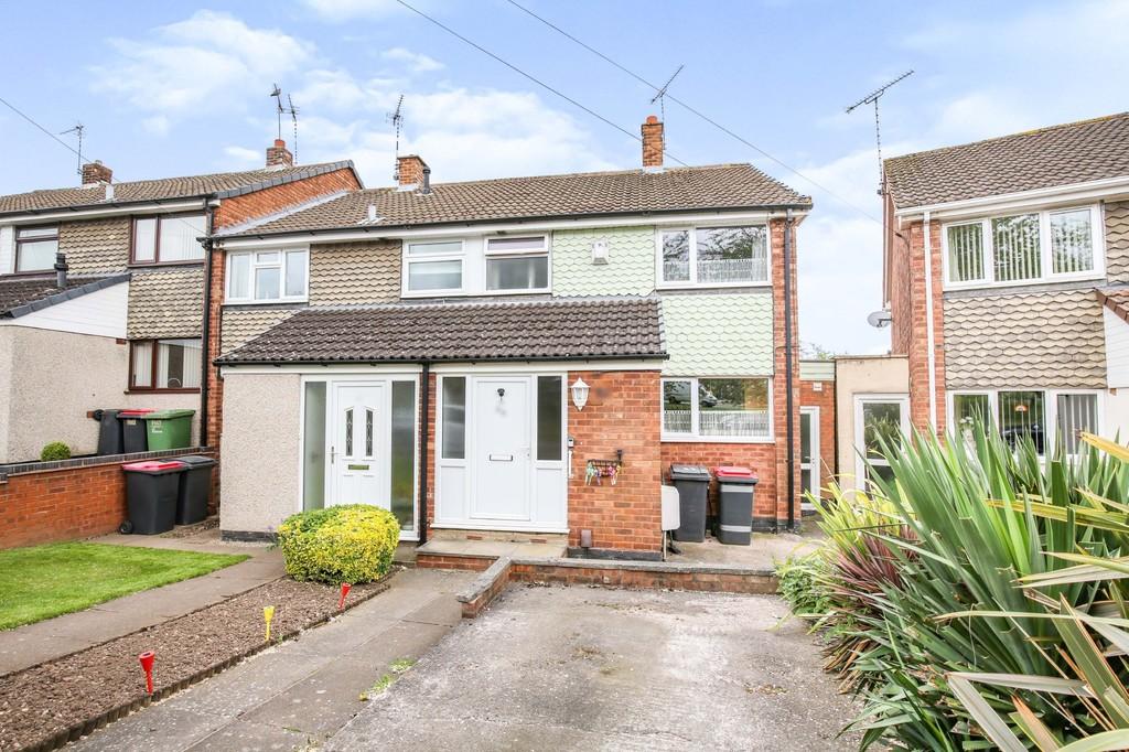 Greendale Close, Atherstone... 3 bed end of terrace house £215,000