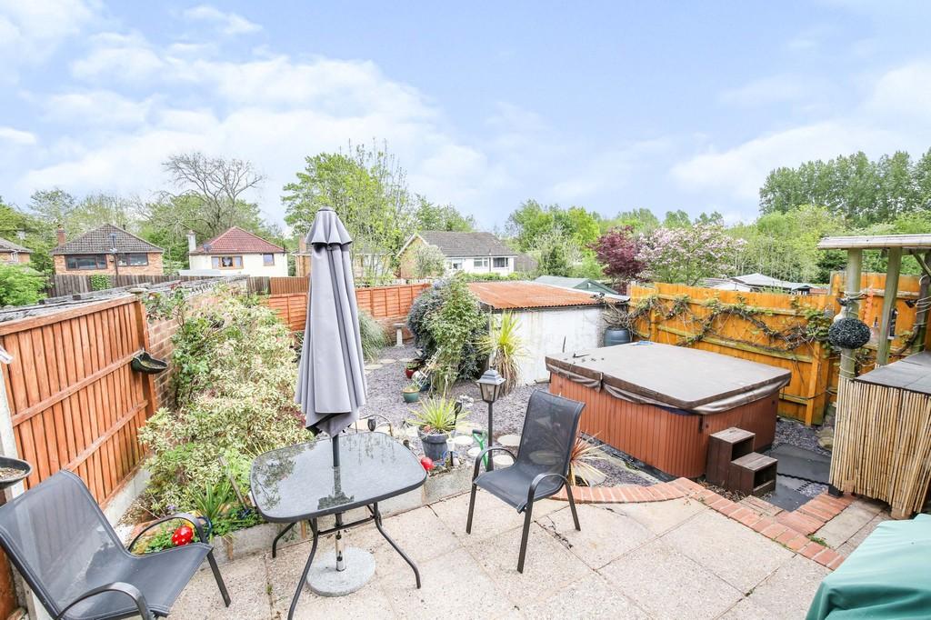 Greendale Close, Atherstone... 3 bed end of terrace house £215,000