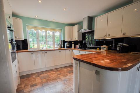 5 bedroom detached house for sale, Glewstone, Ross-on-Wye