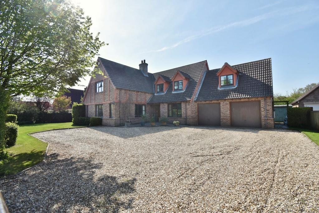 Stewton Lane, Louth LN11 8SB 5 bed detached house £630,000