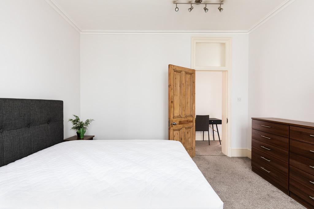 7 Charing Cross Mansions, Tavistock Bow