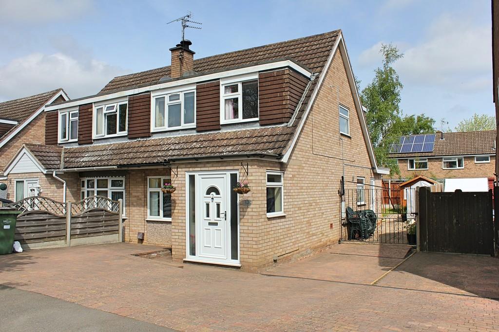 Marston Crescent, Countesthorpe... 3 bed semidetached house £270,000