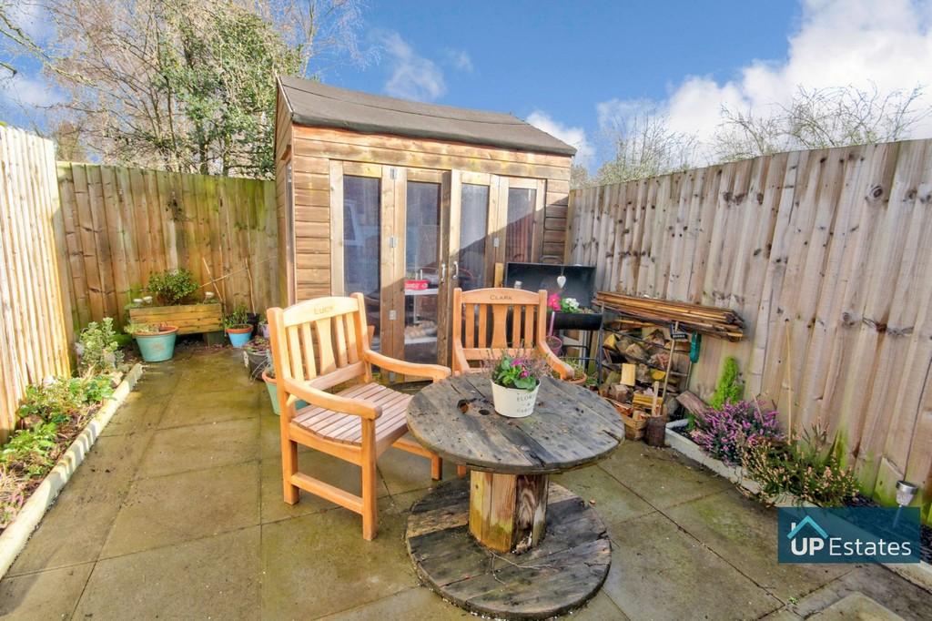 John Brooks Gardens, Coventry 2 bed terraced house £800 pcm (£185 pw)