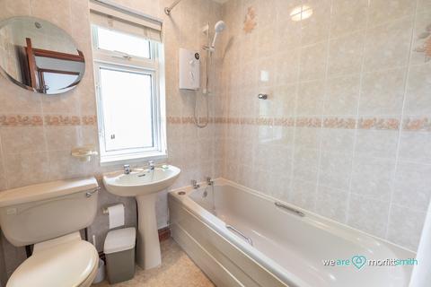 70 Deerlands Close, Sheffield, S5 8AF