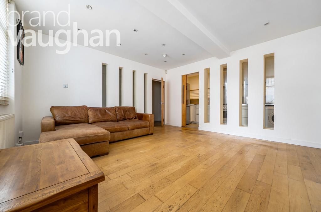 F0d24c6a-45c3-41a...