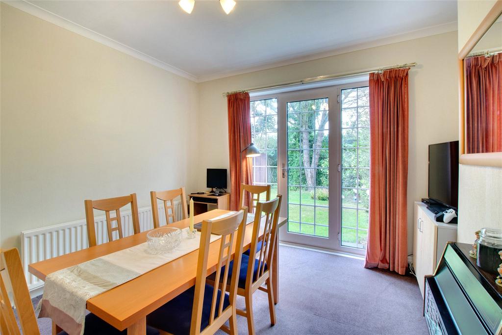 Ridgewood Crescent, South Gosforth... 3 bed semidetached house £225,000