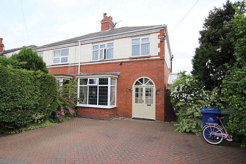 WALKER AVENUE, SCARTHO 3 bed semidetached house £205,000