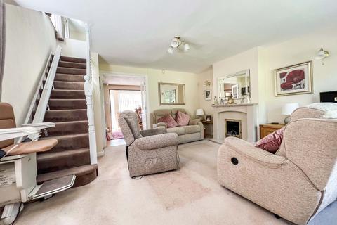 3 bedroom end of terrace house for sale - Longwood, Brislington, BS4 4TR