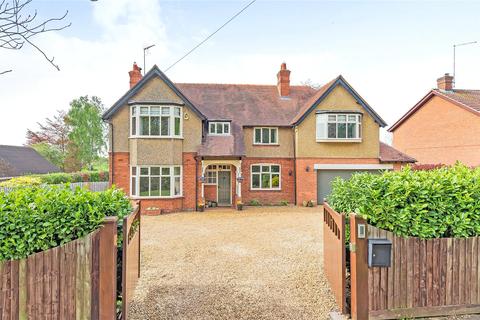 4 bedroom detached house for sale - Sywell Road, Overstone, Northampton, Northamptonshire, NN6