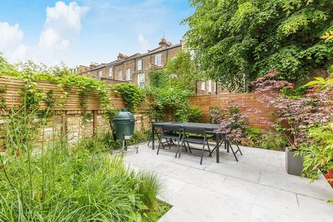 27 Wendell Road, London, W12 9RS