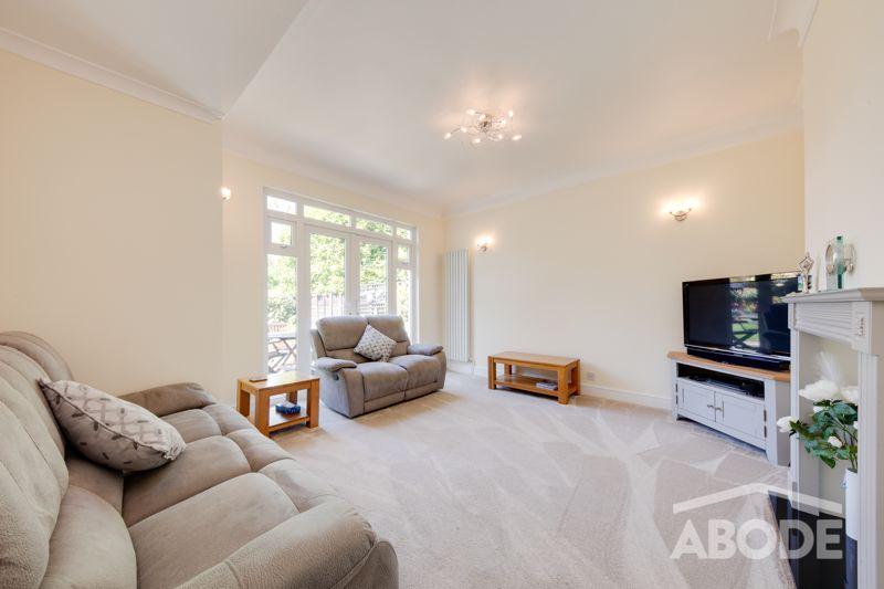 Winsford Gardens, WestcliffOnSea 4 bed detached house for sale £650,000