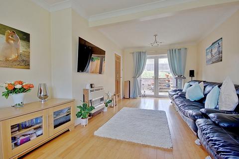 65 Tudor Way, Worcester, WR2 5QN