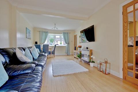 65 Tudor Way, Worcester, WR2 5QN