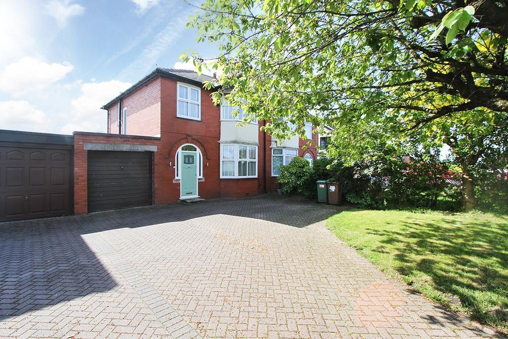 Liverpool Road, Haydock, St. Helens... 3 bed semidetached house £280,000