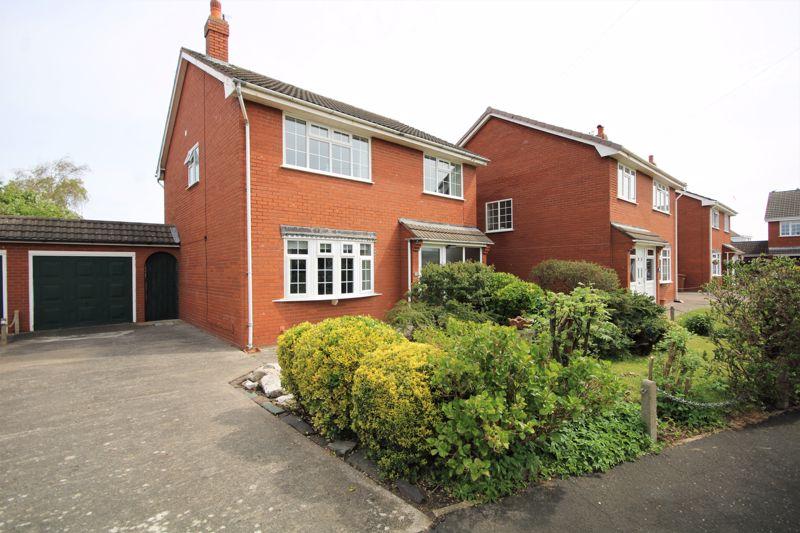 Centurion Close, Meols, Wirral 4 bed detached house £425,000