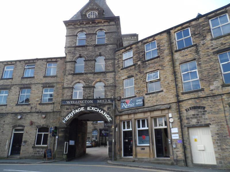 66 Plover Road, Lindley Huddersfield 1 bed apartment £575 pcm (£133 pw)