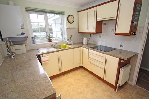 4 bedroom detached house to rent - Silverdale, Barton on Sea