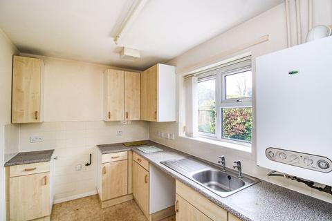 2 bedroom semi-detached bungalow for sale - Bethesda Road, Hanley, Stoke-On-Trent, ST1