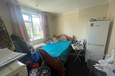 36 Trevor Road, Edgware, HA8 0EU