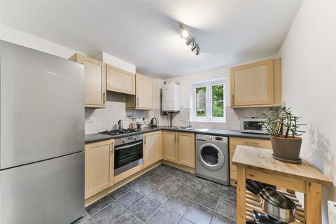 101 Goddard Place, London, N19 5GT