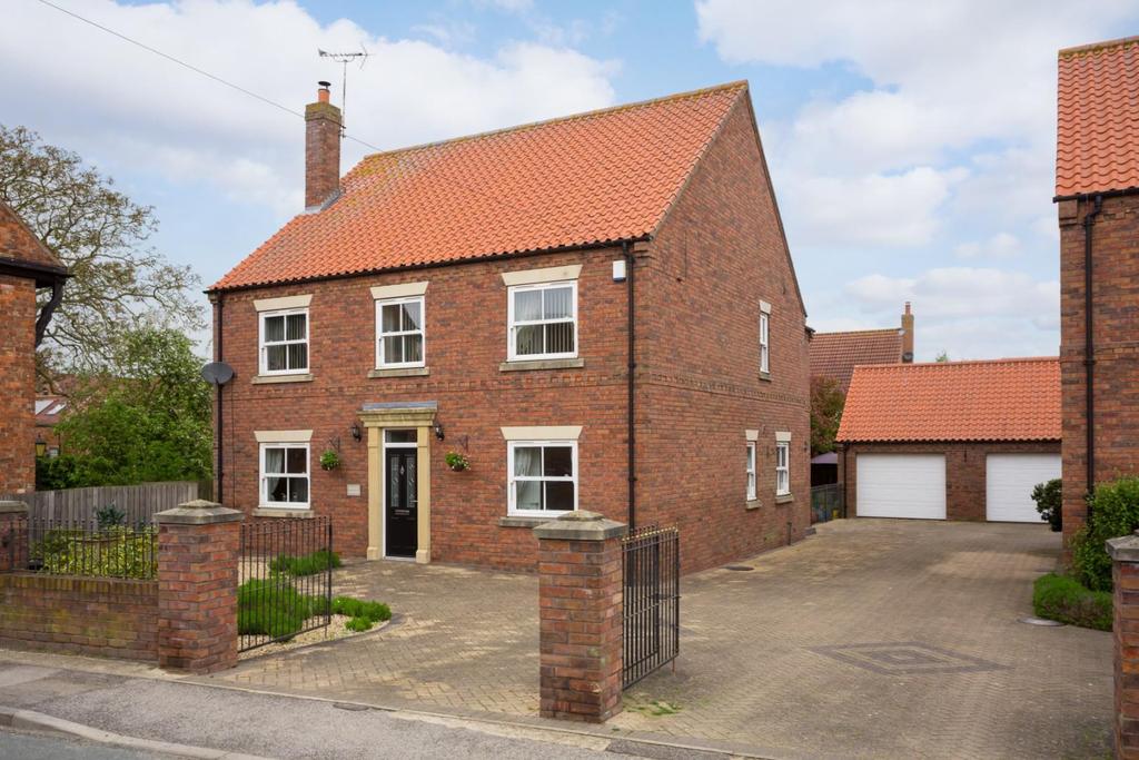 Finkle Street, Hemingbrough 4 bed detached house £415,000