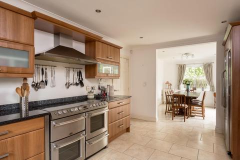 Holly House Finkle Street, Hemingbrough, Selby, YO8 6QN