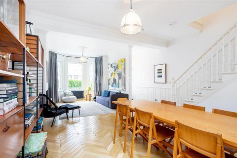 17 Mortimer Road, London, NW10 5QR