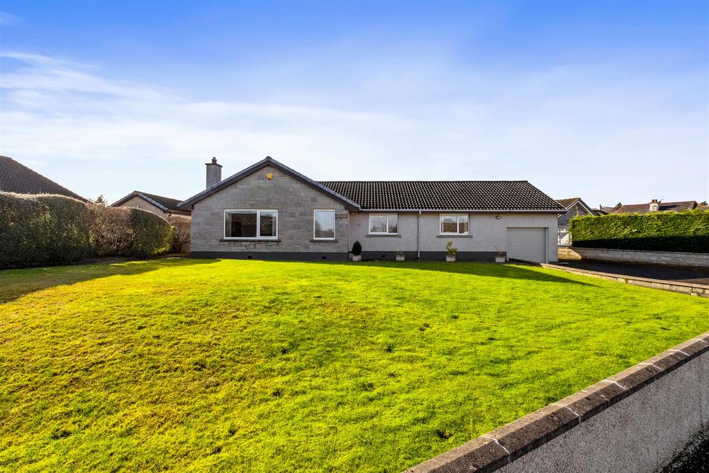Uist Road, Inverness 4 bed detached bungalow for sale £300,000